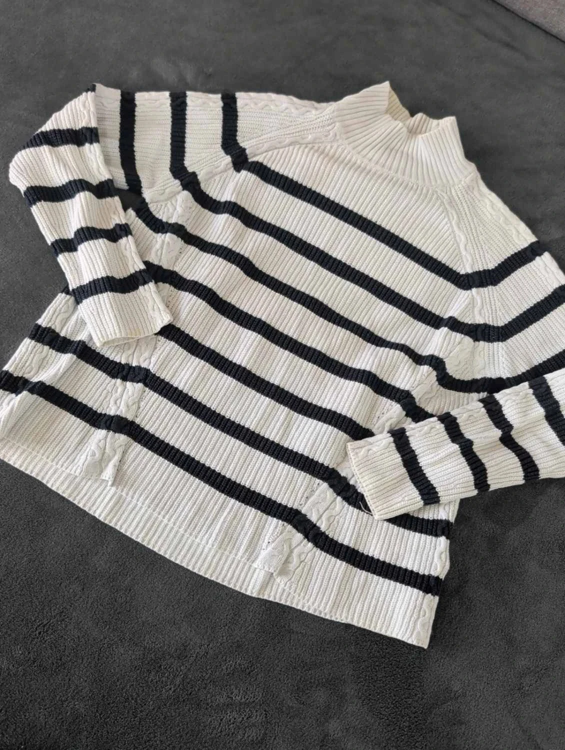C114 pull Tommy Hilfiger taille S